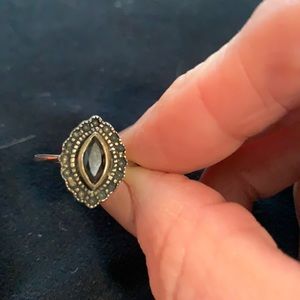 Size 8.4 Women’s silver ring